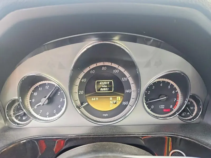 2011 MERCEDES-BENZ E 350  