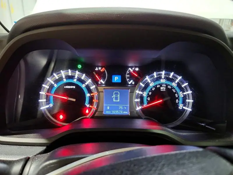 2015 TOYOTA 4RUNNER SR5  