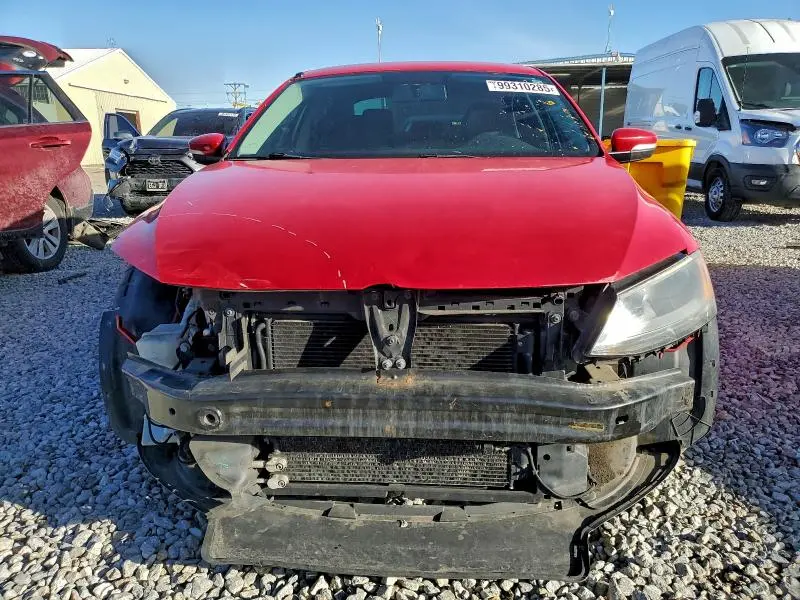 2011 VOLKSWAGEN JETTA SE  