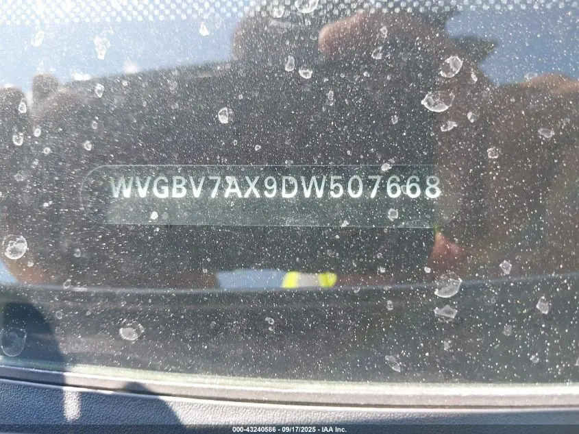 2013 VOLKSWAGEN TIGUAN SE