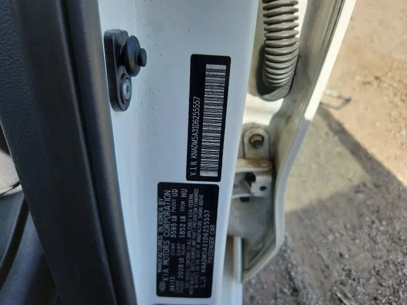 2013 KIA RIO LX  
