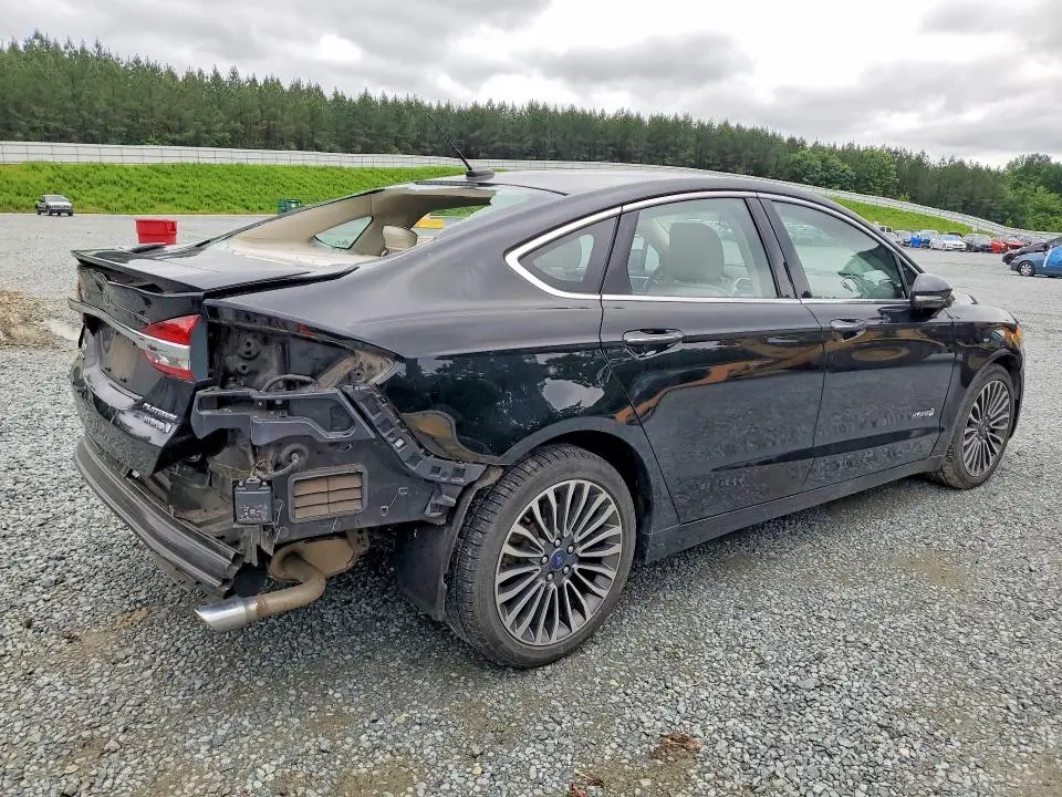 2018 FORD FUSION TITANIUM  