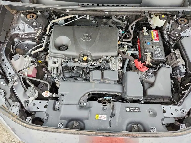 2022 TOYOTA RAV4 LE  