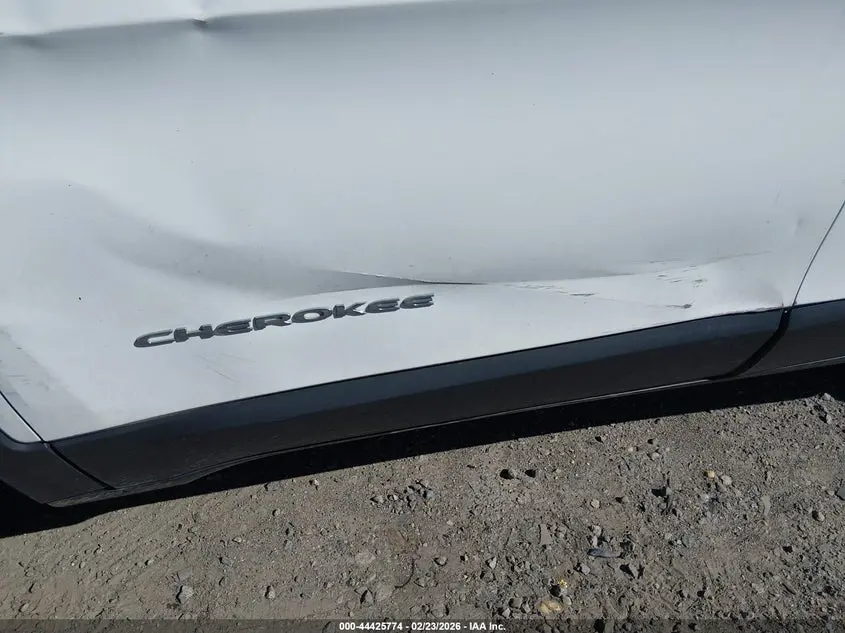 2014 JEEP CHEROKEE SPORT