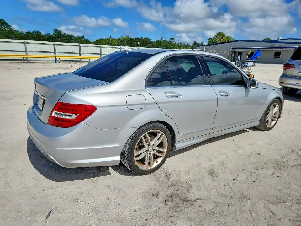 2014 MERCEDES-BENZ C 250  
