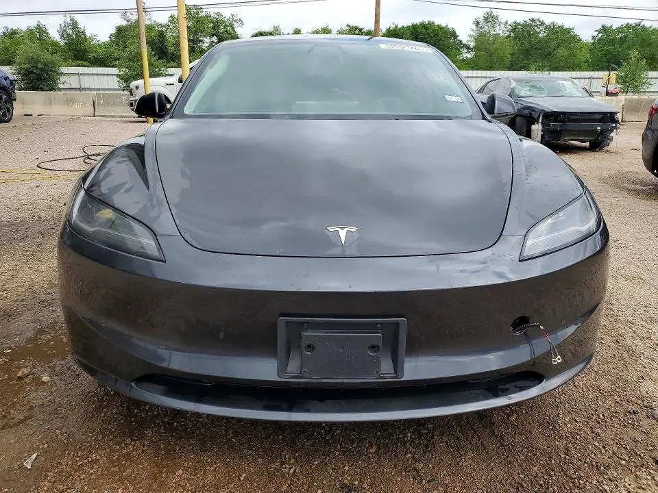 2025 TESLA MODEL 3   