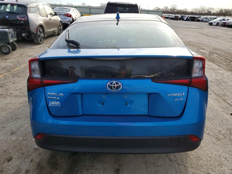 2022 TOYOTA PRIUS XLE AWD-E  