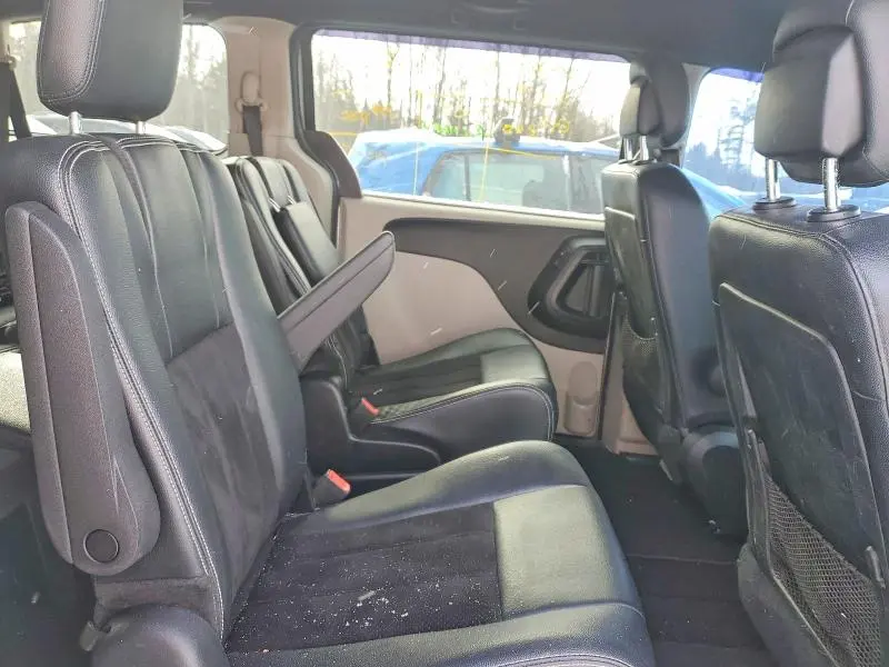 2017 DODGE GRAND CARAVAN SE  