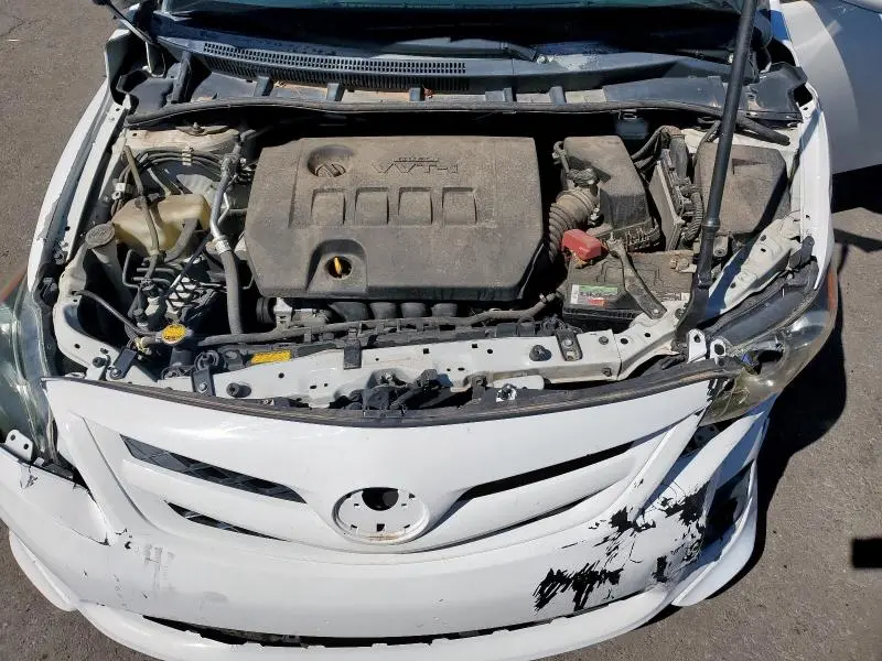 2013 TOYOTA COROLLA BASE  