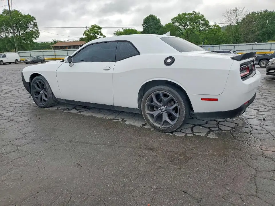 2017 DODGE CHALLENGER SXT  