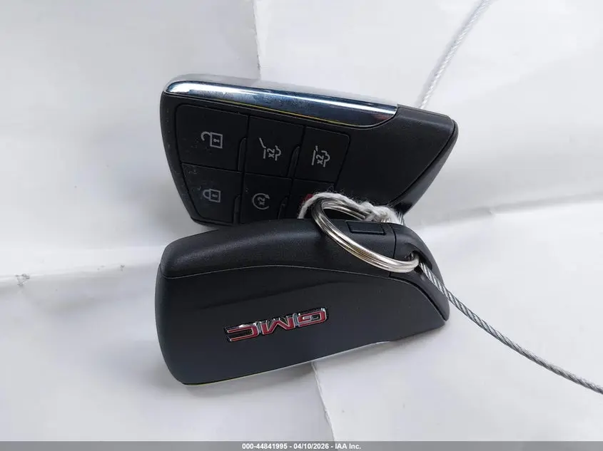 2025 GMC YUKON XL 4WD ELEVATION