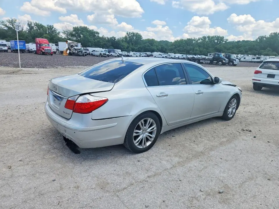 2011 HYUNDAI GENESIS 3.8L  