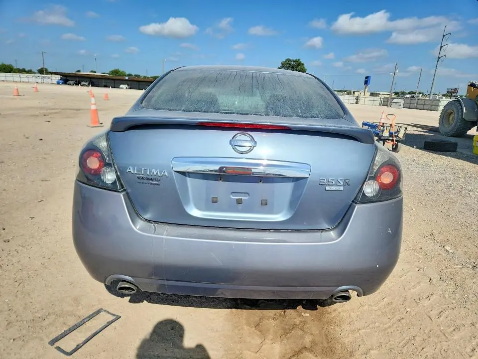 2010 NISSAN ALTIMA SR  