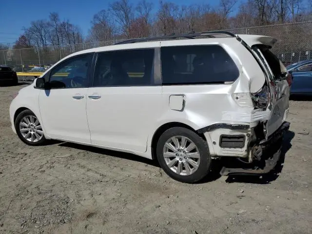 2011 TOYOTA SIENNA XLE