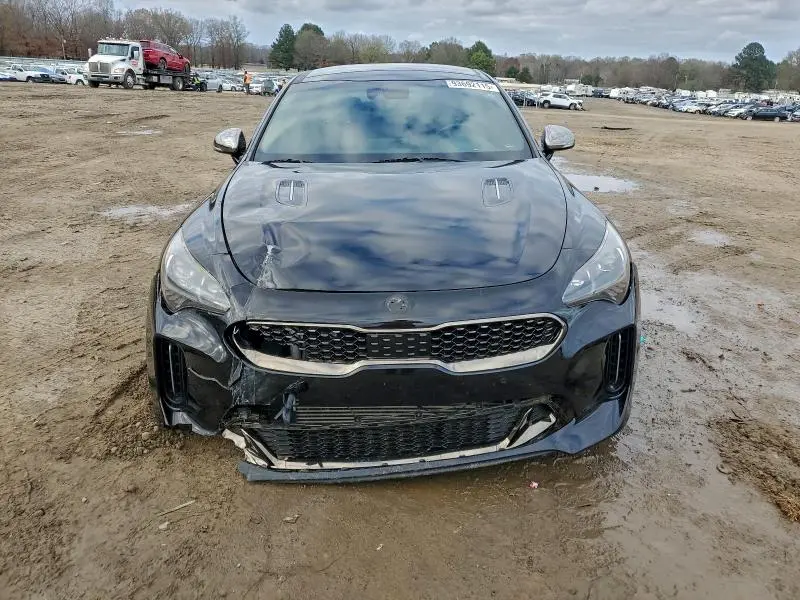 2018 KIA STINGER GT2  