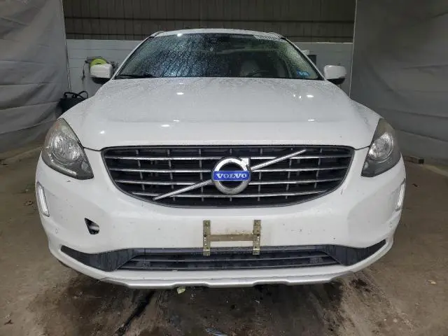 2015 VOLVO XC60 T6 PREMIER  