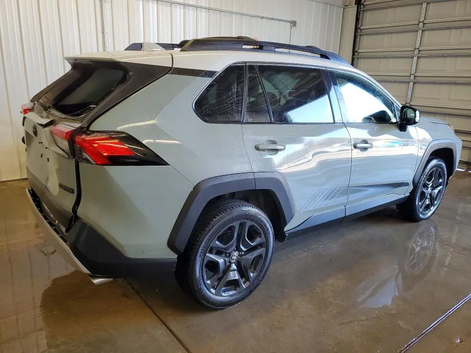 2023 TOYOTA RAV4 ADVENTURE  