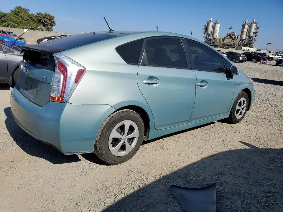 2012 TOYOTA PRIUS TWO  