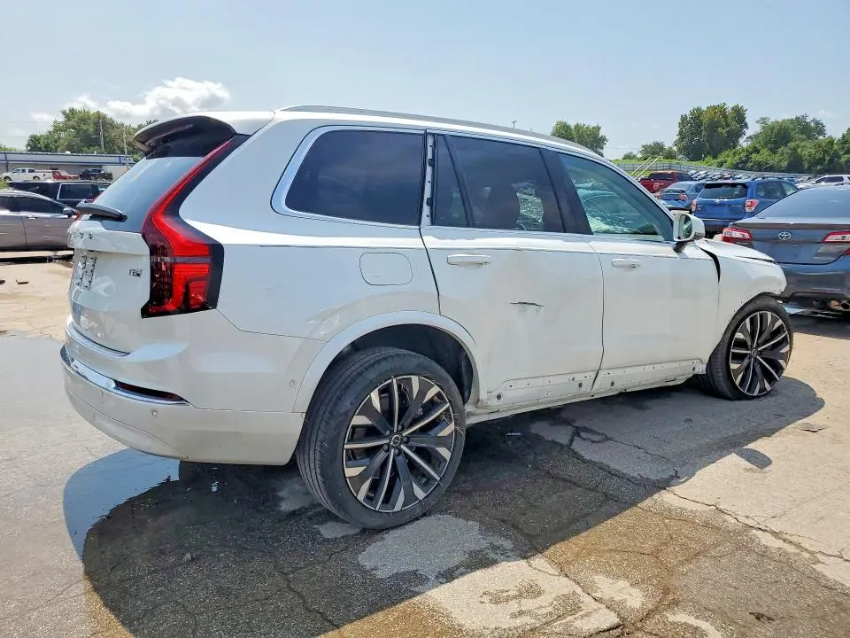 2025 VOLVO XC90 PLUS  