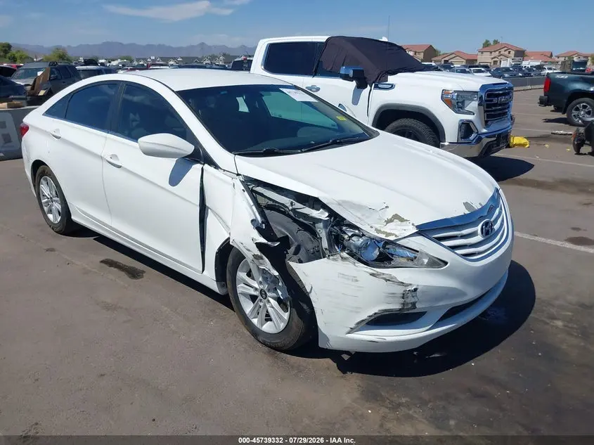 2013 HYUNDAI SONATA GLS