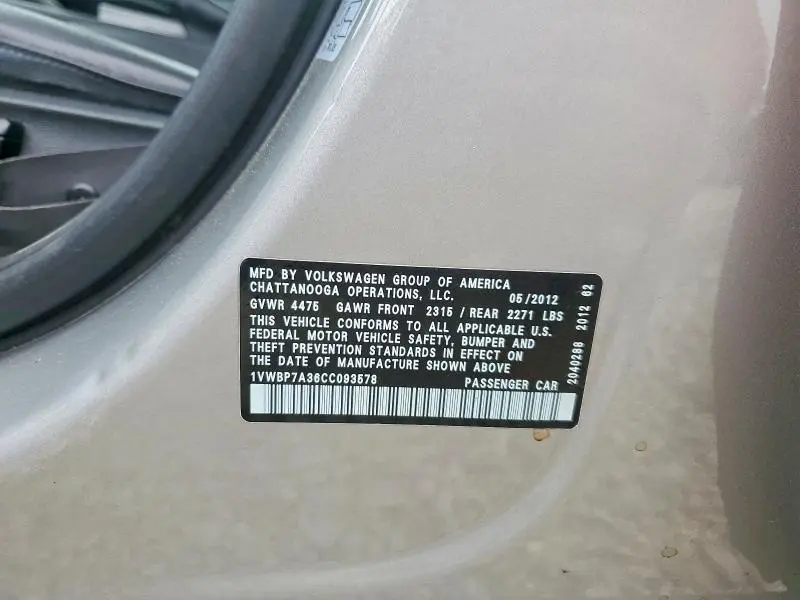 2012 VOLKSWAGEN PASSAT SE  