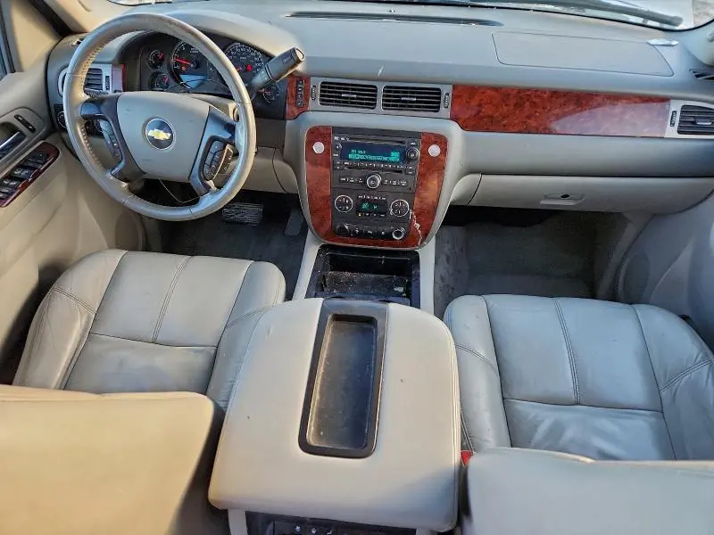 2010 CHEVROLET SUBURBAN K1500 LT  