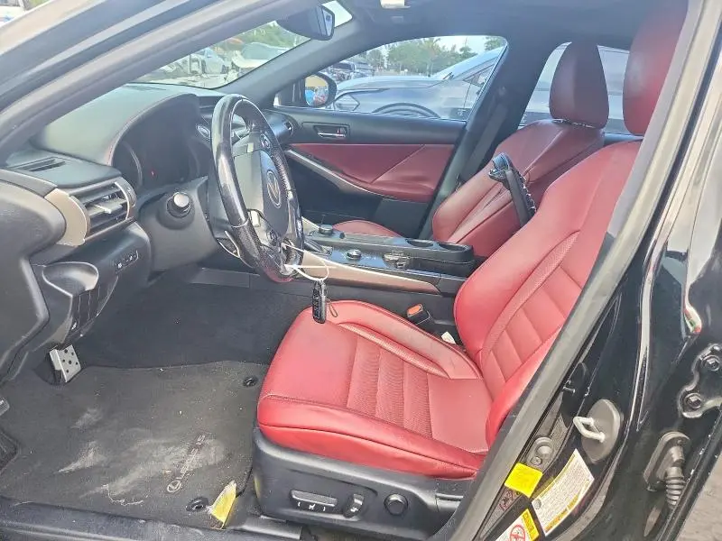 2016 LEXUS IS 200T  
