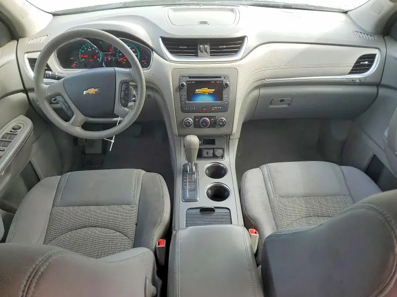 2016 CHEVROLET TRAVERSE LS  