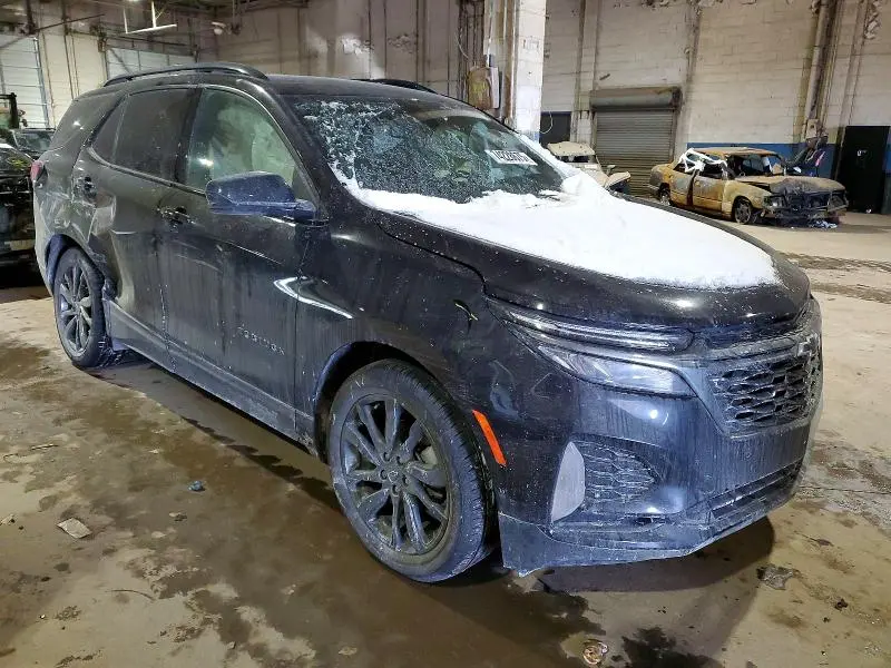 2022 CHEVROLET EQUINOX RS  