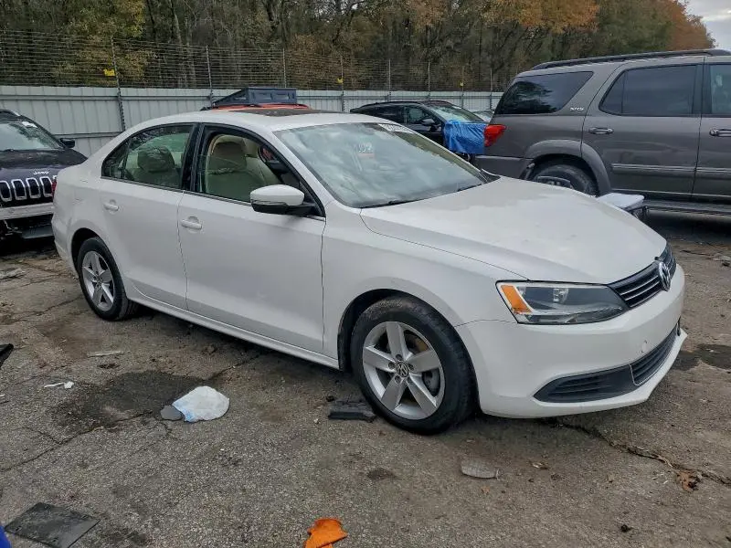 2013 VOLKSWAGEN JETTA TDI  