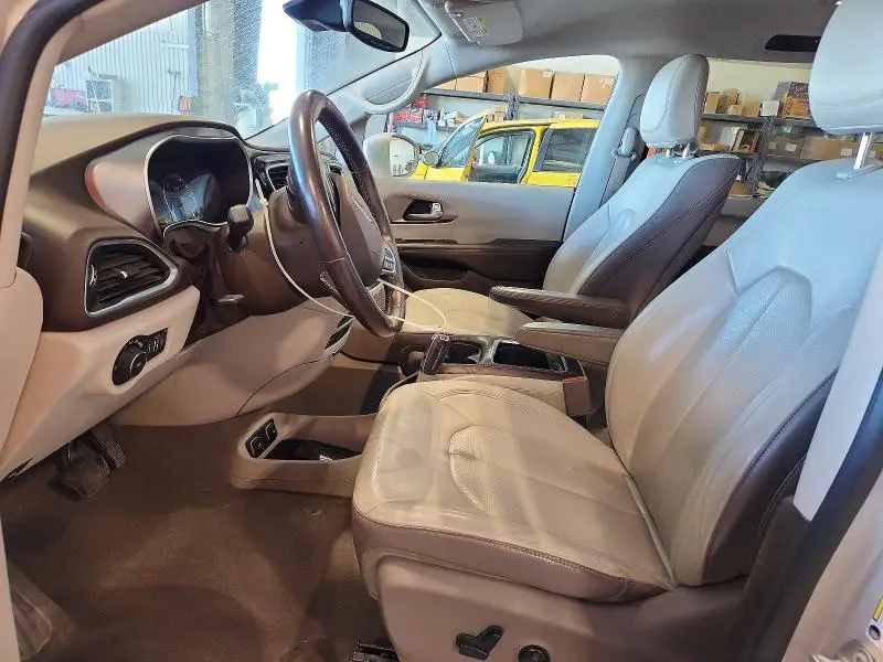 2017 CHRYSLER PACIFICA TOURING L PLUS  