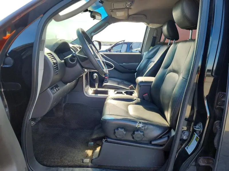 2012 NISSAN PATHFINDER S  