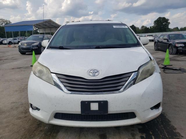 2014 TOYOTA SIENNA XLE