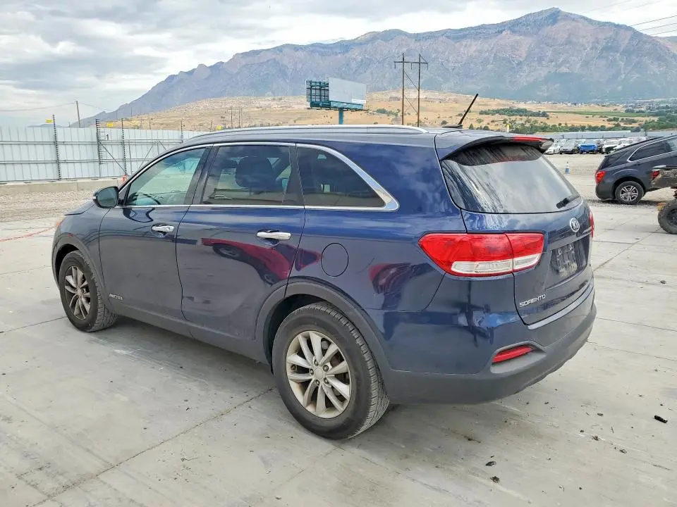 2017 KIA SORENTO LX V6  