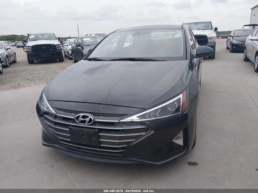 2020 HYUNDAI ELANTRA SE