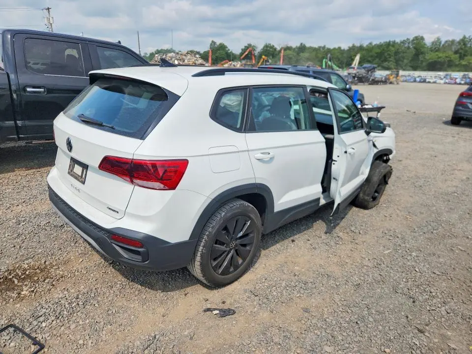 2022 VOLKSWAGEN TAOS S  