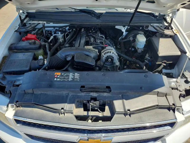 2013 CHEVROLET SUBURBAN K1500 LS  