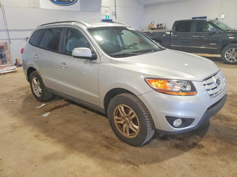 2010 HYUNDAI SANTA FE GLS  