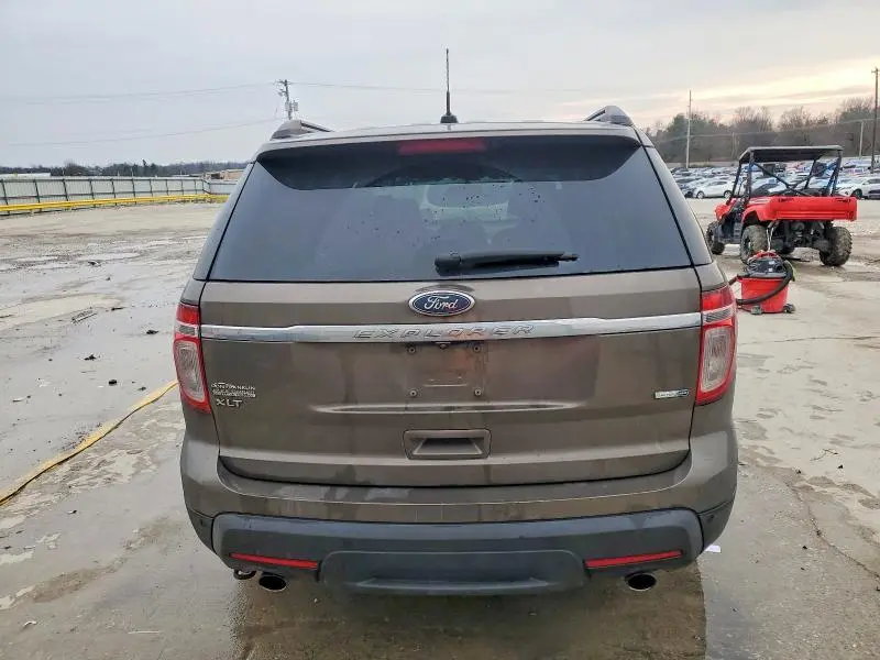 2015 FORD EXPLORER XLT  