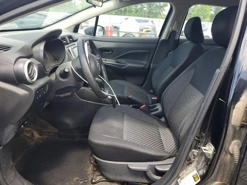 2020 NISSAN VERSA S  