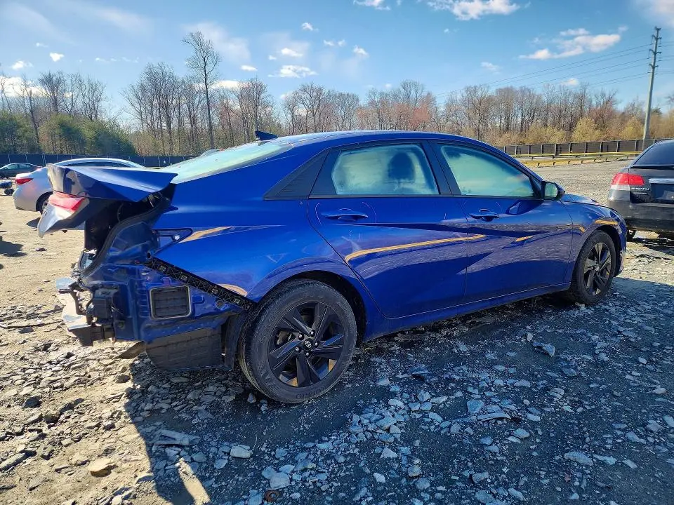 2021 HYUNDAI ELANTRA SEL  