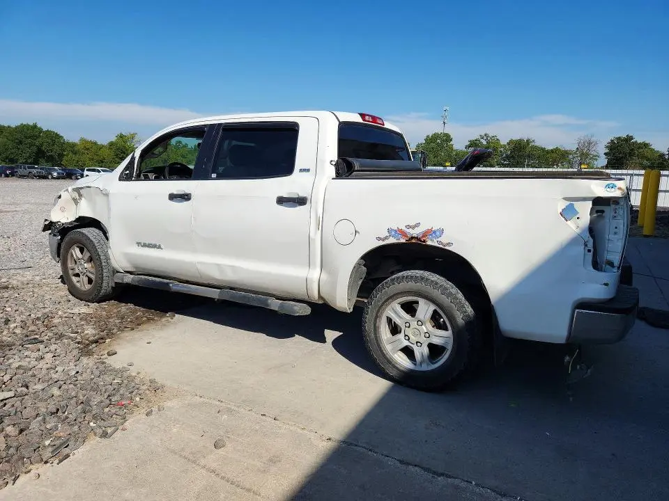 2011 TOYOTA TUNDRA CREWMAX SR5  