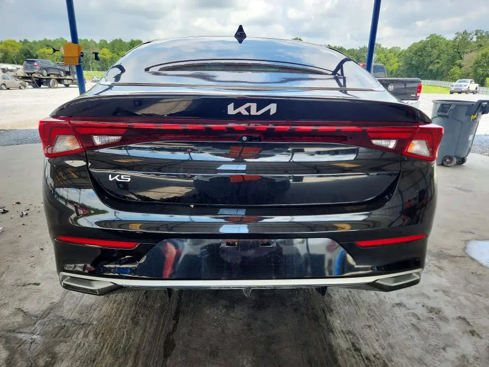 2023 KIA K5 LXS  