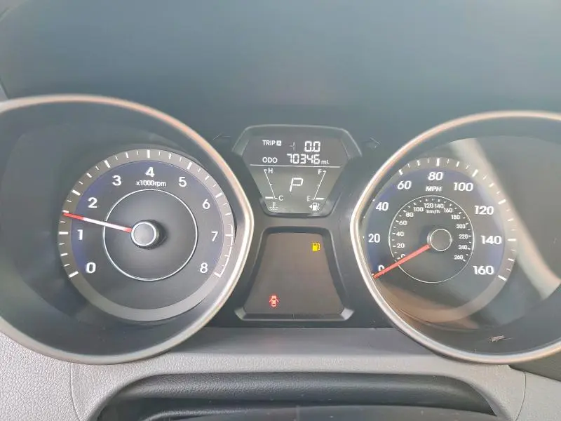 2013 HYUNDAI ELANTRA GLS  