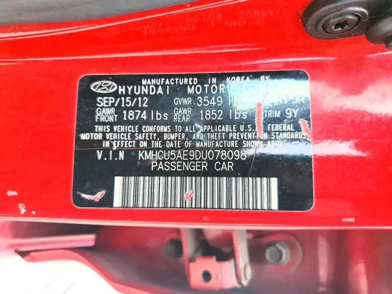 2013 HYUNDAI ACCENT SE  