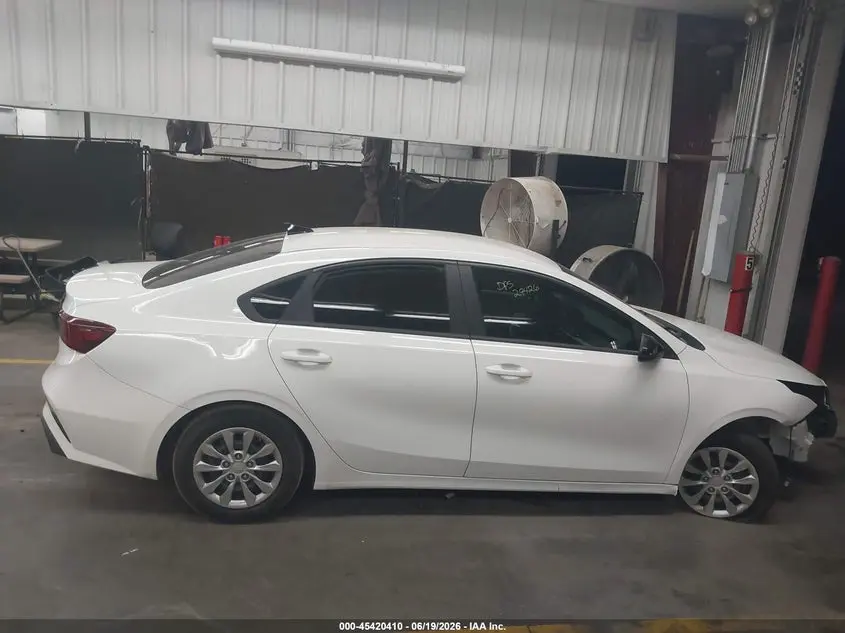 2024 KIA FORTE LX