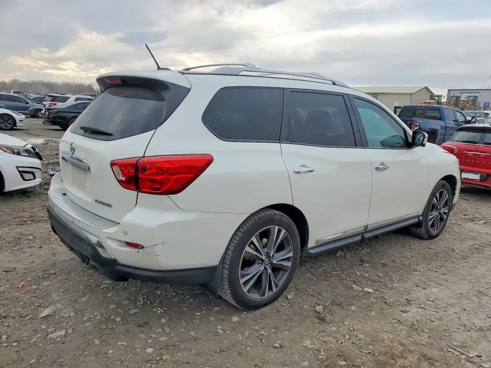2017 NISSAN PATHFINDER S  
