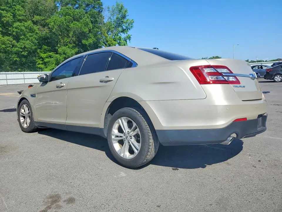 2018 FORD TAURUS SEL  