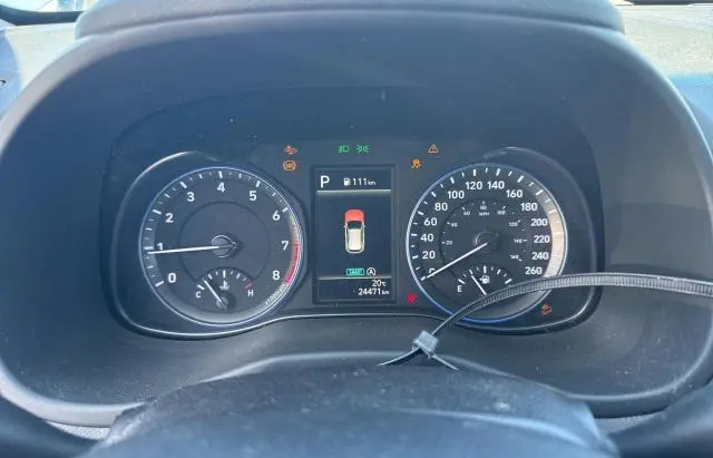 2022 HYUNDAI KONA SE  