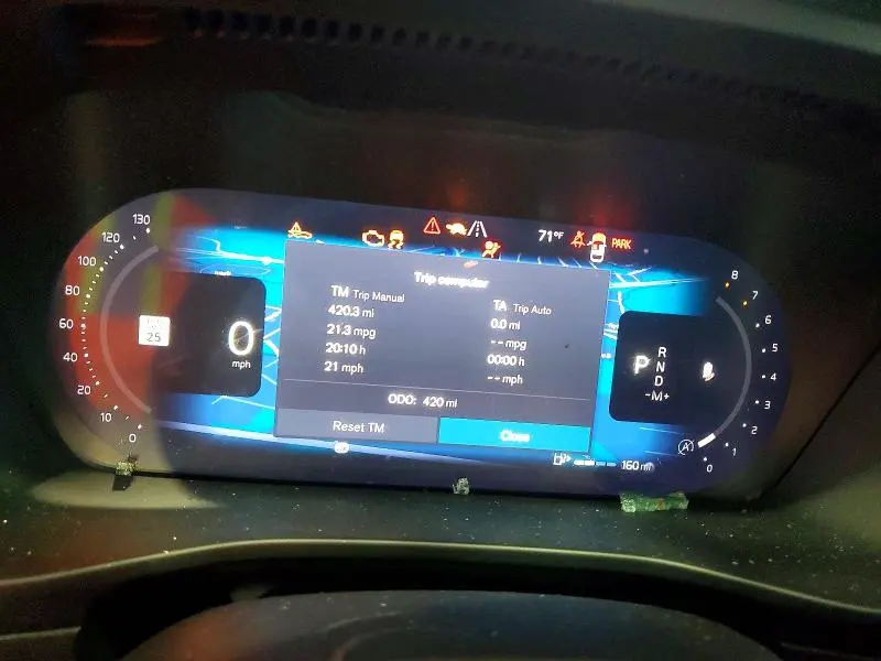 2026 VOLVO XC40 PLUS  